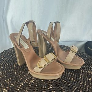 Stella McCartney Patent Leather Nude Sandals / 36.5 (US 7)
